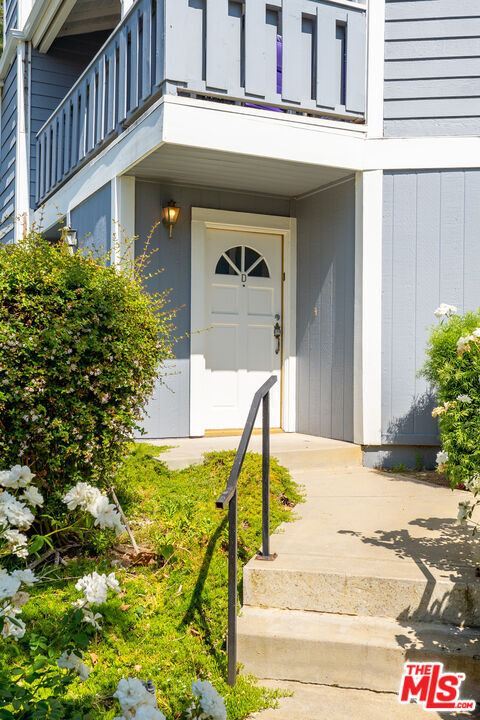 Property Photo: 29125 Thousand Oaks Blvd CA 91301