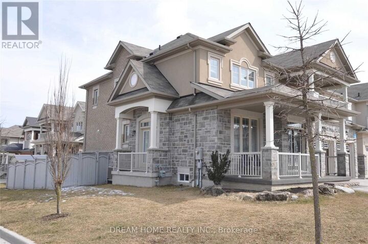 Property Photo: 17 Philips Lake Court ON L4E 0S8