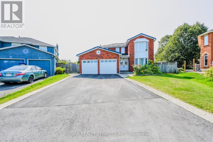 Property Photo:  10 St Mark Place  ON L6X 3W5 