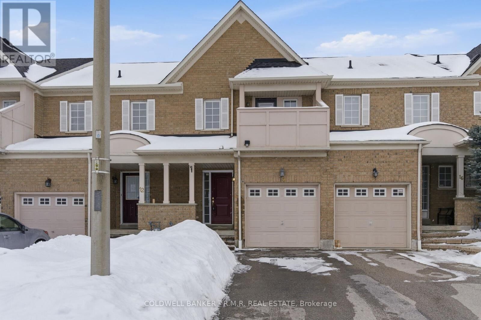 Property Photo: 14 Palisades Court ON L1N 9T8