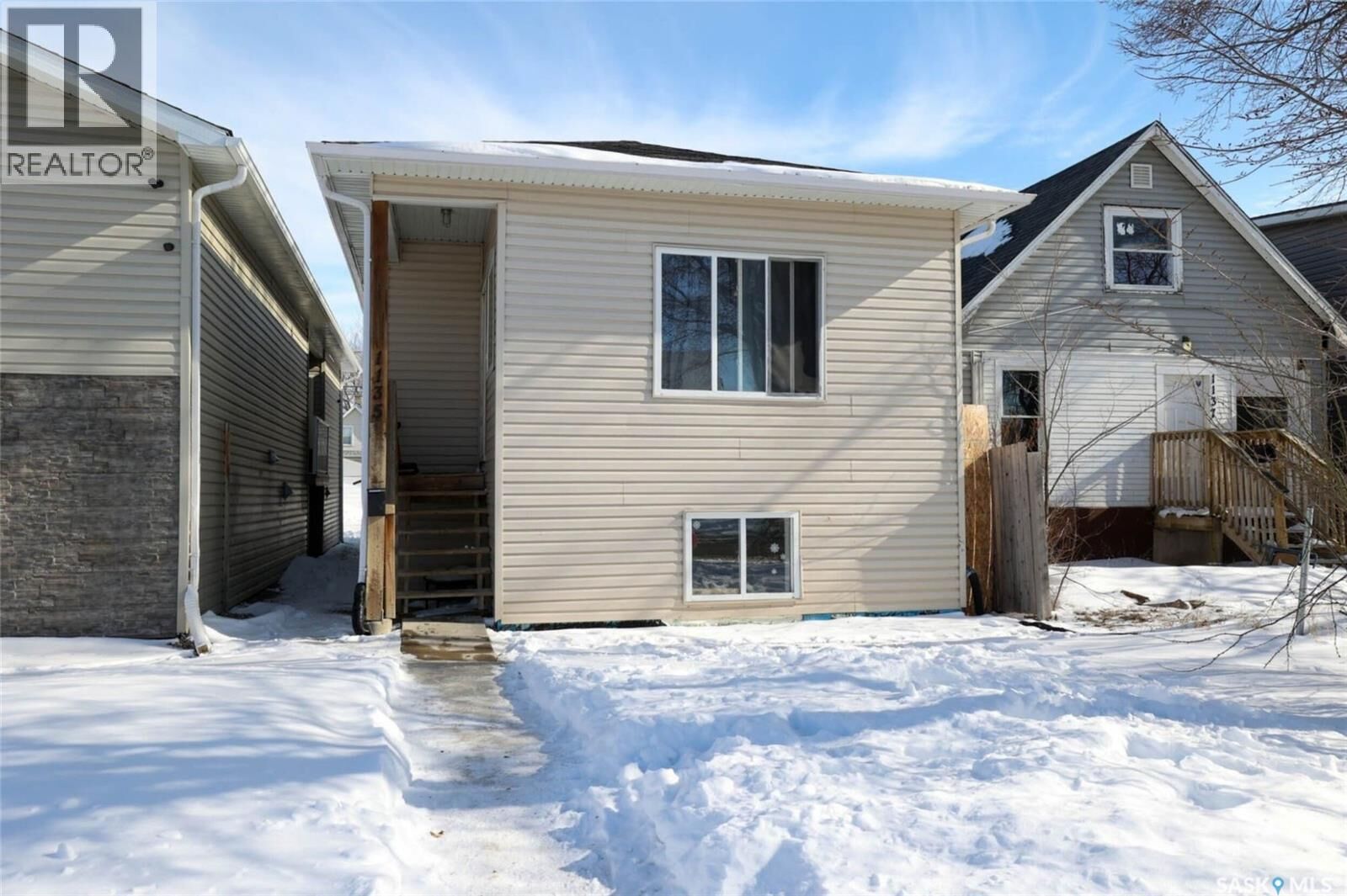 Property Photo:  1135 McTavish Street  SK S4T 3V6 