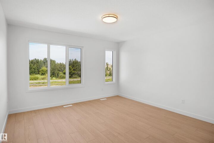 Property Photo: 924 19 Avenue NW AB T6T 1J1