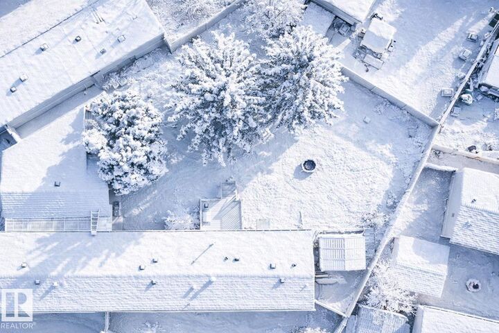 Property Photo: 1226 West View Rise NW AB T5S 1T6