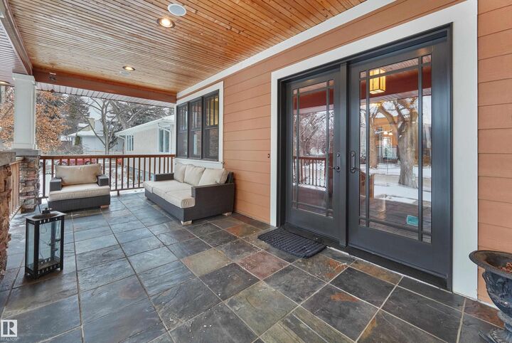 Property Photo:  9135 117 Street NW  AB T6G 1S1 