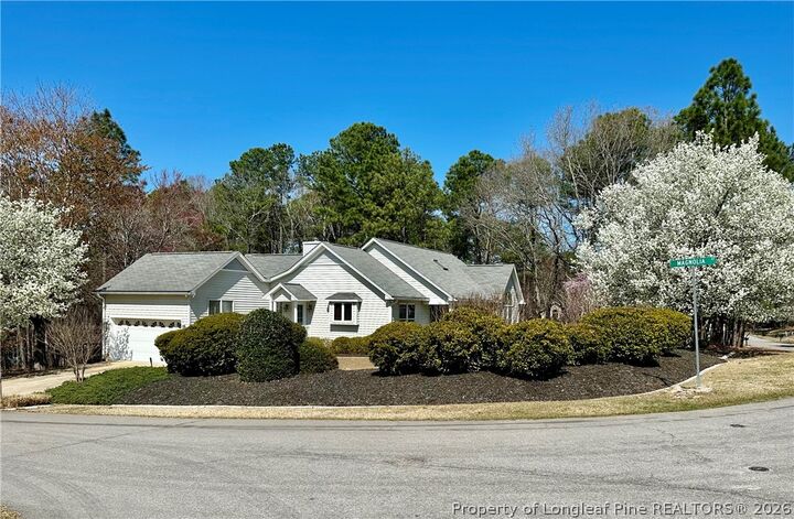 Property Photo:  10 Magnolia Court  NC 27332 