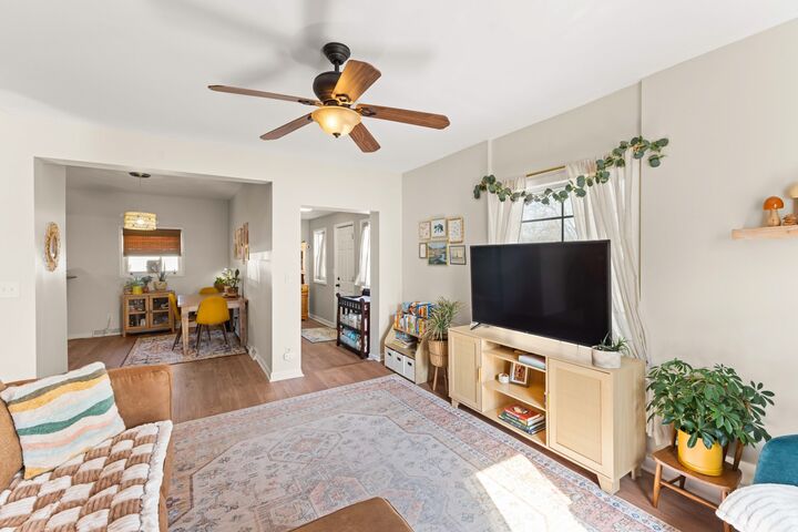 Property Photo:  8220 43rd Avenue  IA 50229 