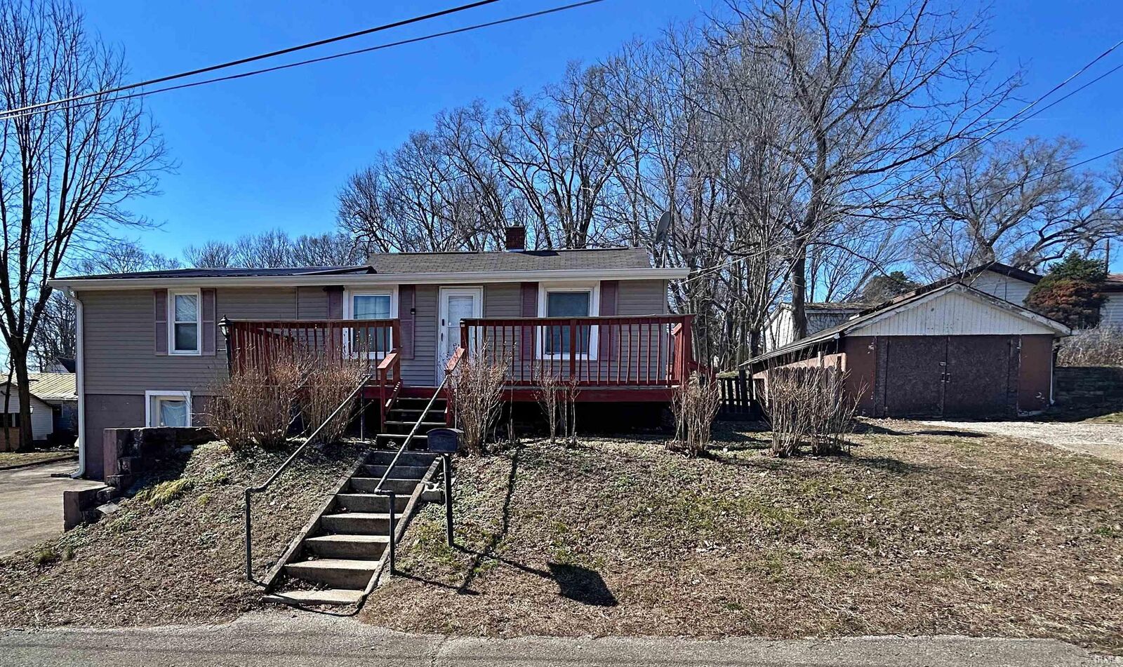 Property Photo: 332 N Cavins Street IN 47424