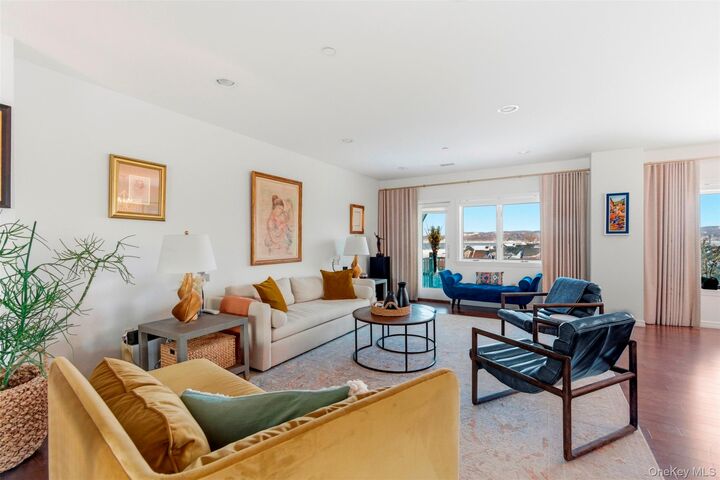 Property Photo:  512 Devries Court  NY 10968 