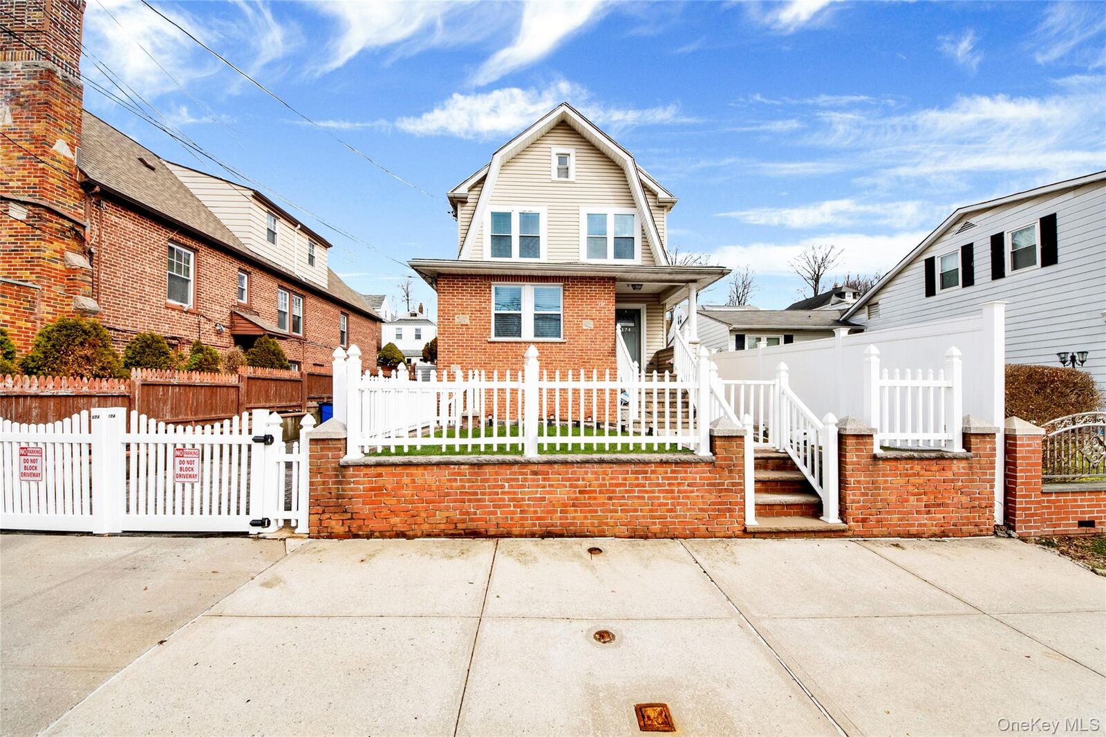 Property Photo:  174 King Avenue  NY 10704 