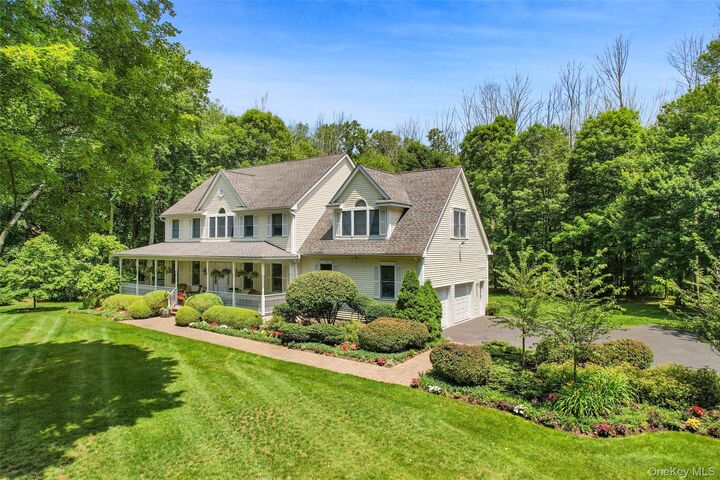 Property Photo:  127 Smith Ridge Road  NY 10590 