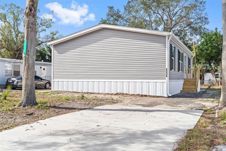 Property Photo:  5234 Yellow Pine Street N  FL 33709 