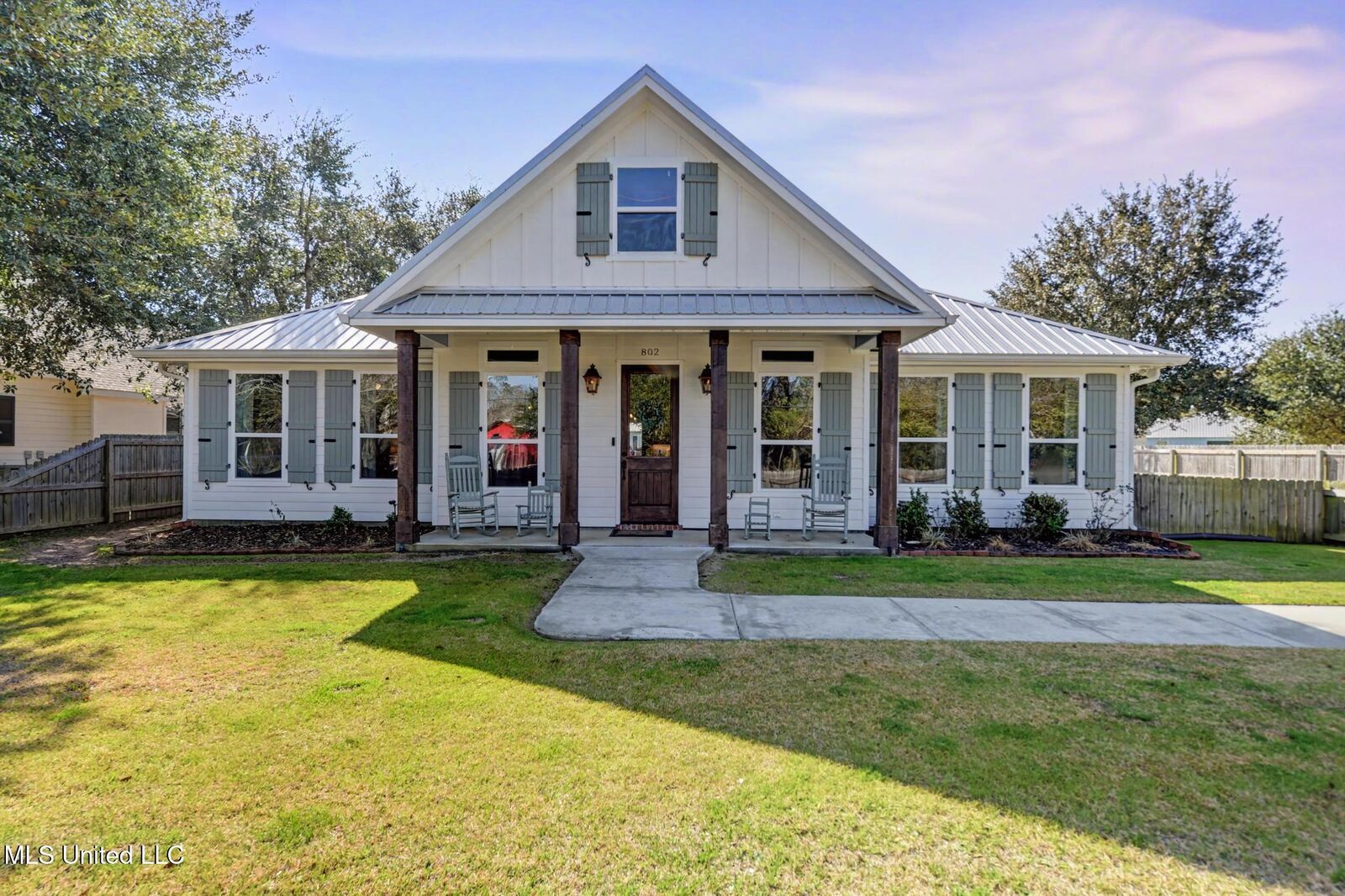 Property Photo:  802 Old Spanish Trail  MS 39520 