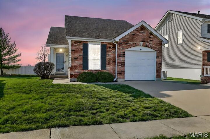 Property Photo: 164 Bayhill Village Drive MO 63368