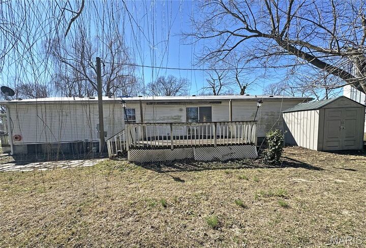 Property Photo: 300 E Ellis Street IL 62289