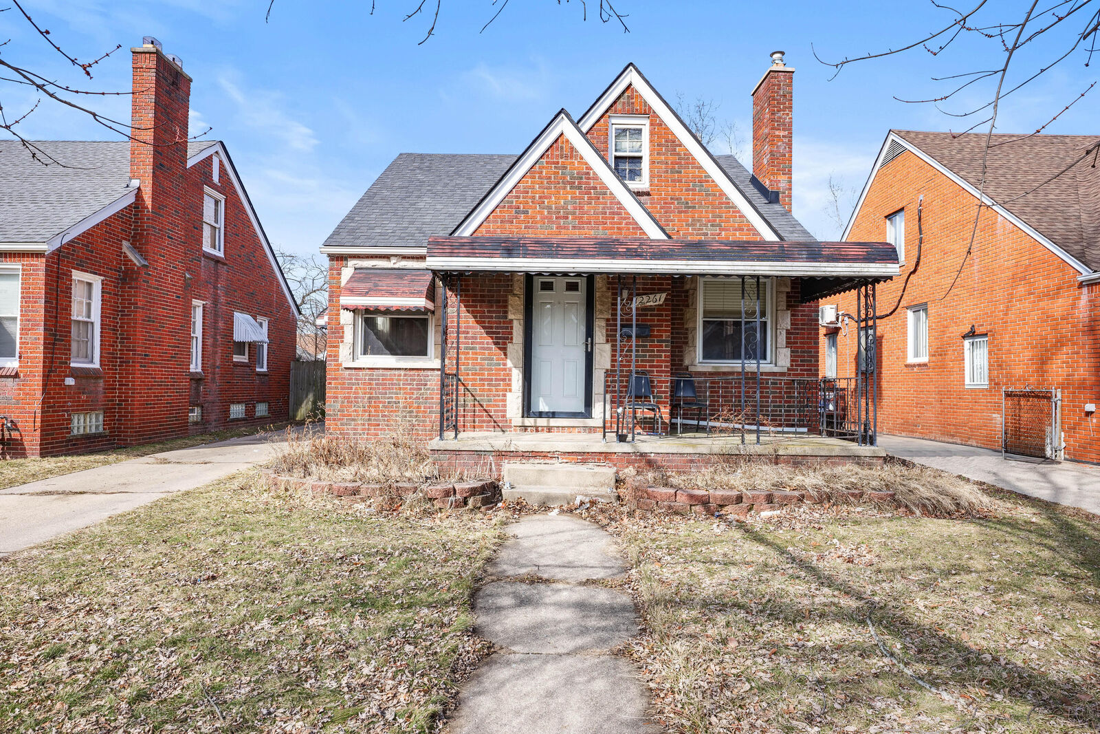 Property Photo: 12261 Lansdowne Street E MI 48224