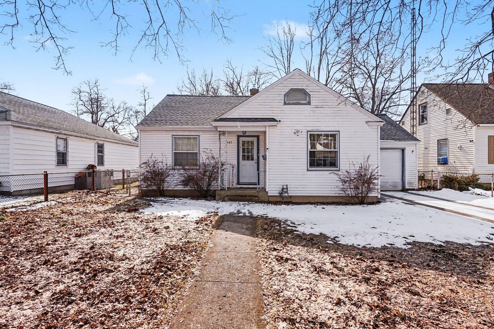 Property Photo: 1147 McLaughlin Avenue MI 49442