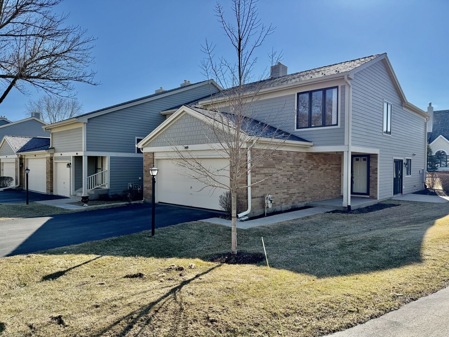 Property Photo:  909 Suffolk Court 0  IL 60048 