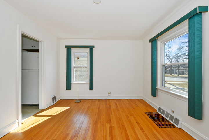 Property Photo: 10455 S Spaulding Avenue IL 60655