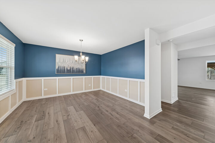 Property Photo: 870 Mildred Drive IL 60152