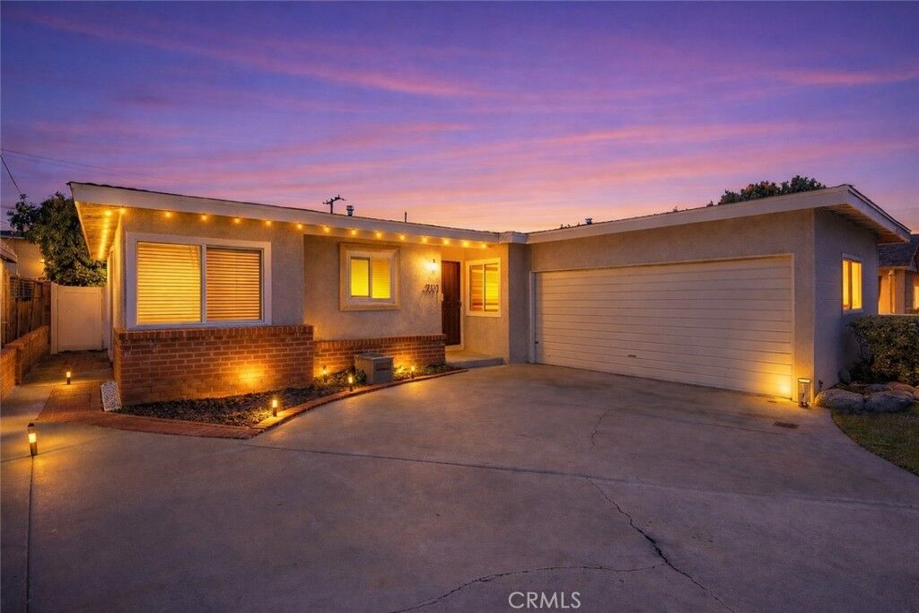 Property Photo:  5518 Rockne Avenue  CA 90601 