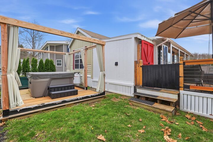 Property Photo:  1 Seacoast Lane 126  ME 04064 
