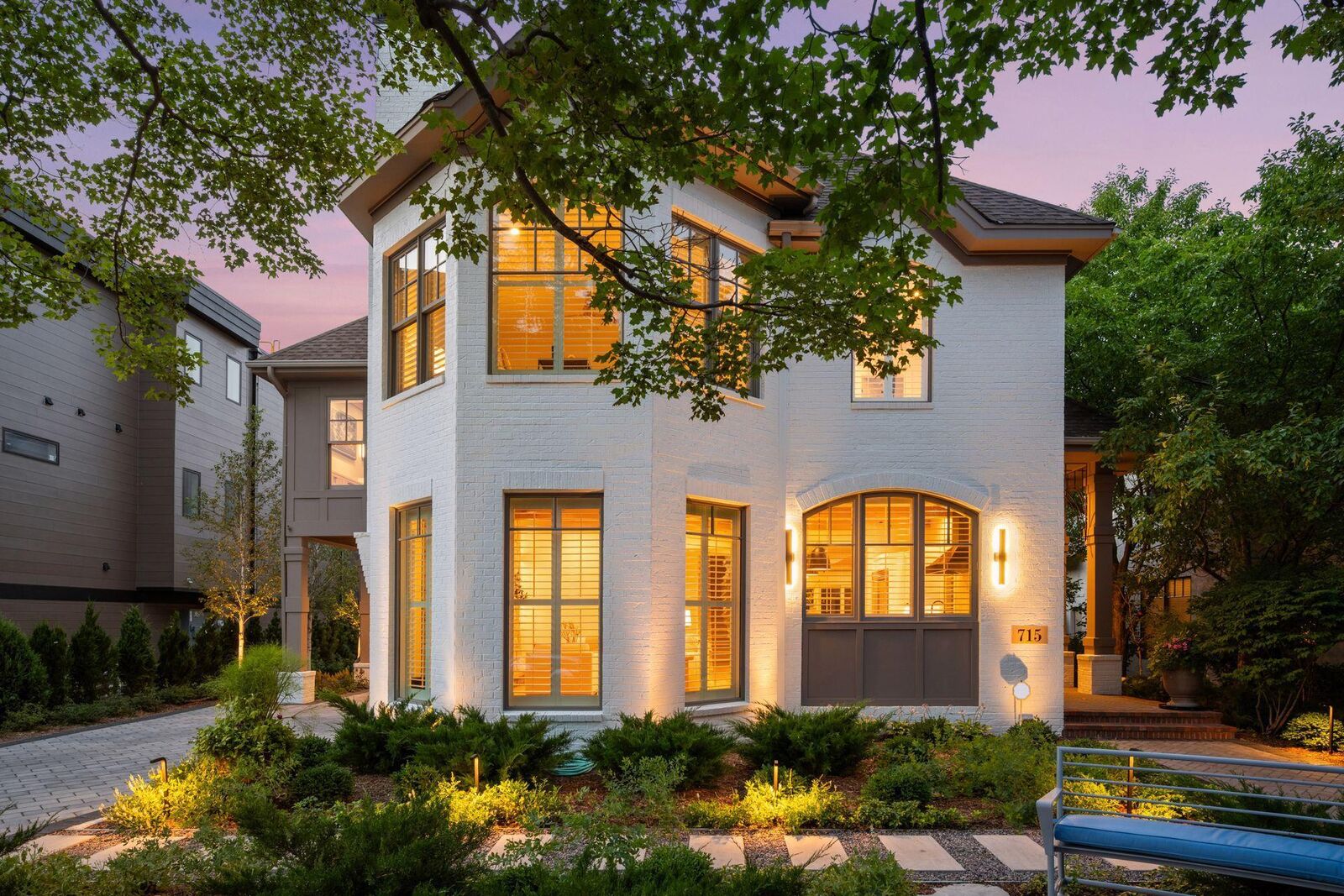 Property Photo:  715 Rice Street E  MN 55391 