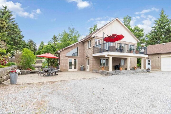 Property Photo: 221 Old Onondaga Road E ON N3T 5L4