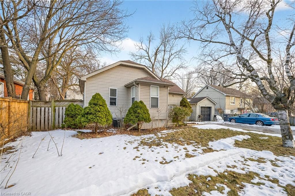 Property Photo: 2450 Woodward Avenue ON L7R 1T9
