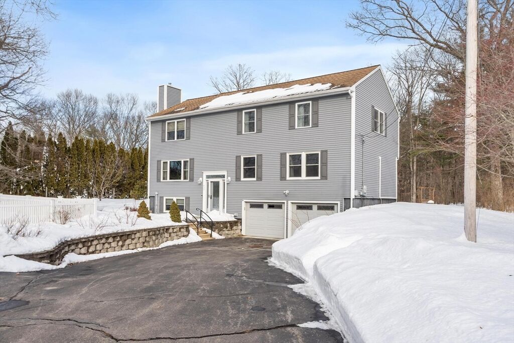 Property Photo: 437 Johnny Appleseed Ln MA 01453