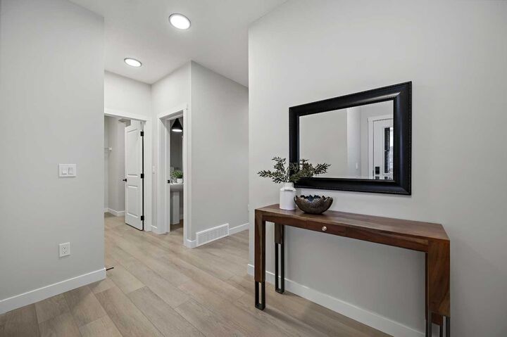 Property Photo:  86 Versant Rise SW  AB T2Y 0Z1 
