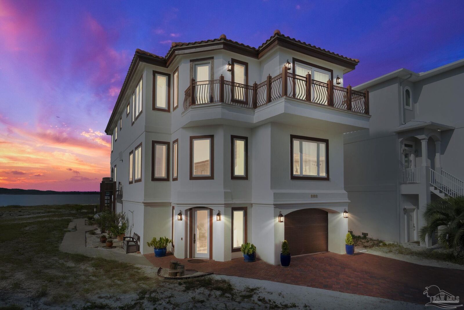 Property Photo:  7303 Spinnaker Ct  FL 32566 