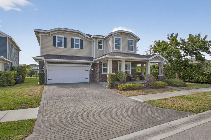Property Photo:  929 Sterling Pine Place  FL 33470 