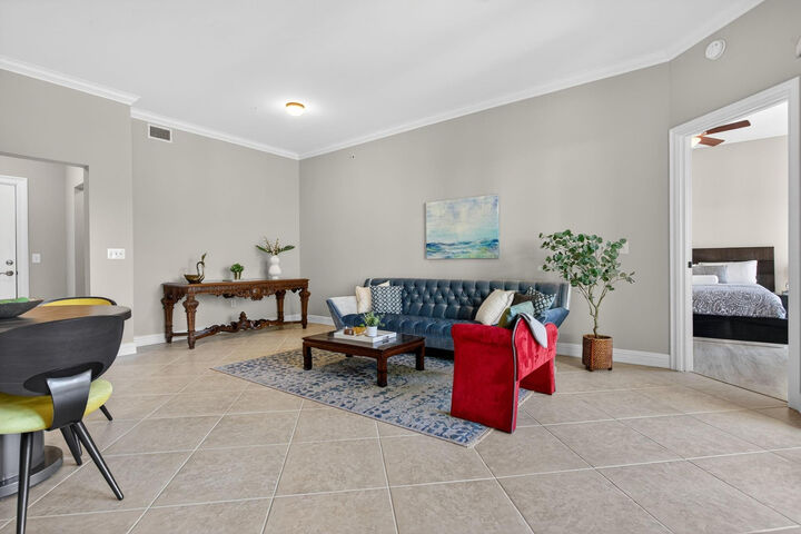 Property Photo: 16102 Emerald Estates Drive 325 FL 33331