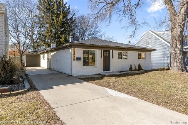 Property Photo:  14370 Pearl Street  MI 48195 