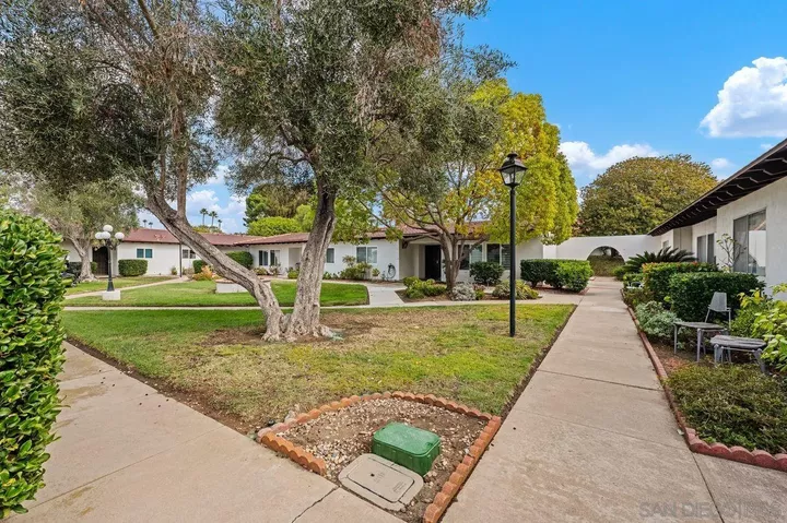 Property Photo: 16533 Caminito Vecinos 52 CA 92128