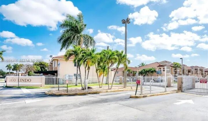 Property Photo:  6466 SW 130th Pl 903  FL 33183 