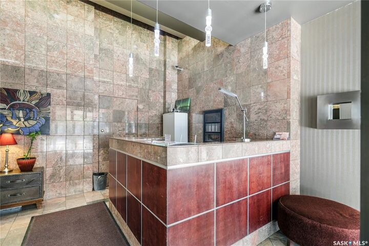 Property Photo: 1867 Hamilton Street 1106 SK S4P 2C2