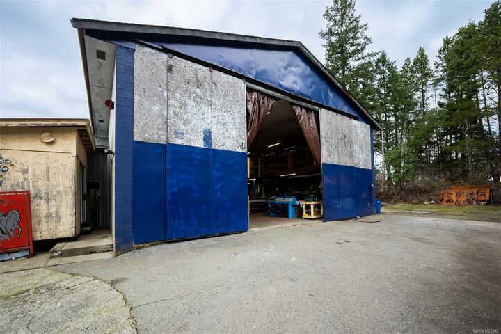 Property Photo:  2116 Northfield Rd  BC V9S 3B9 