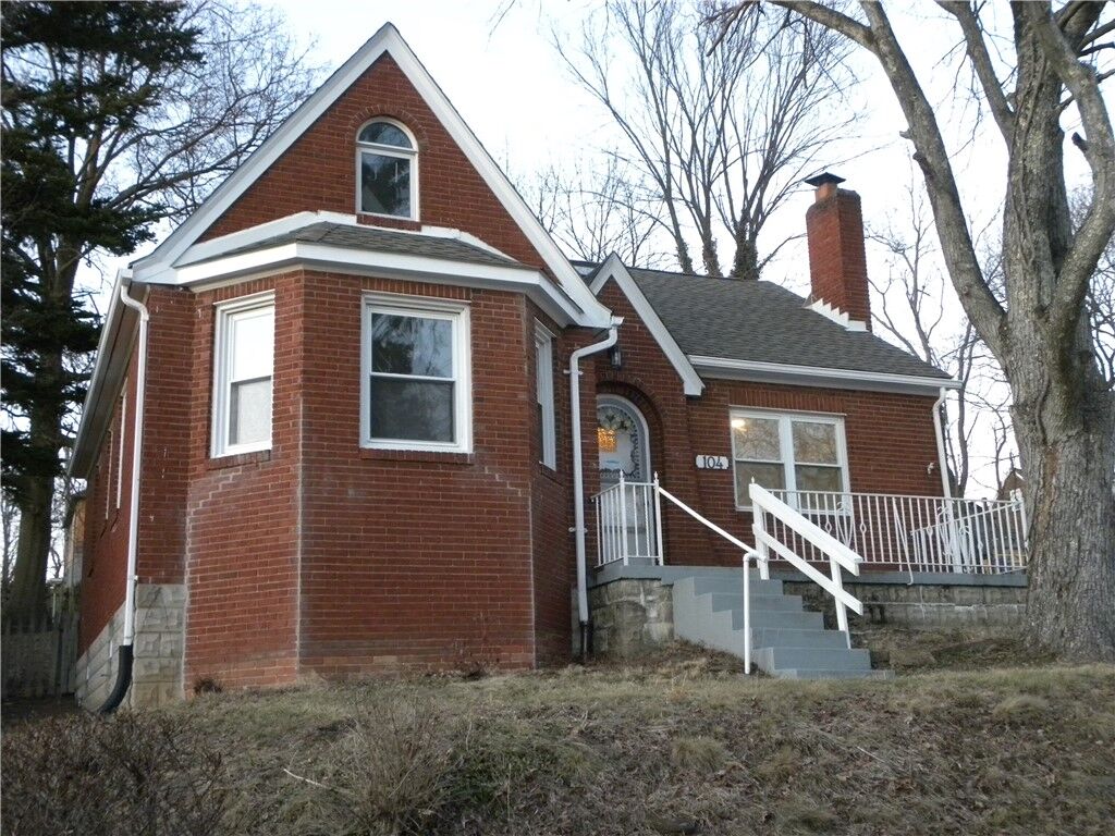 Property Photo:  104 Amherst Ave  PA 15229 