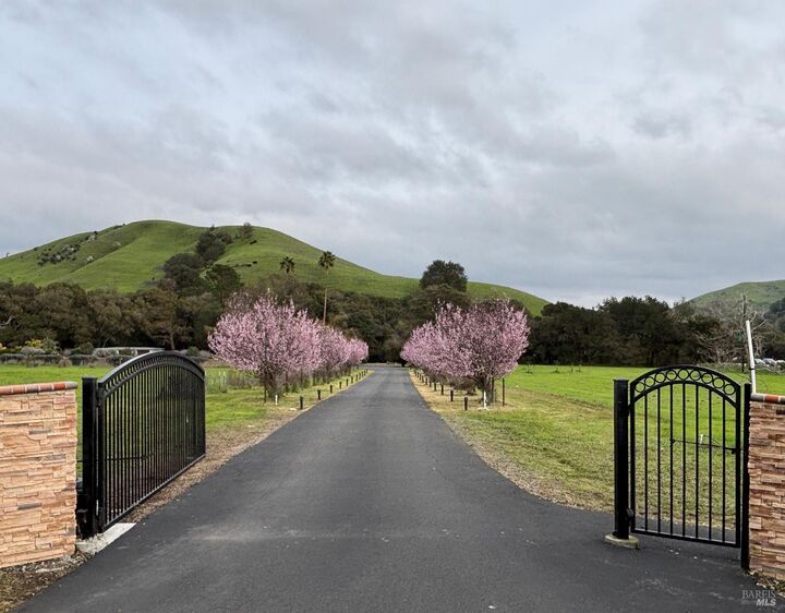 Property Photo: 3534 Spurs Trail CA 94503