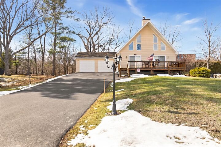 Property Photo:  4254 Lake Avenue  NY 14478 