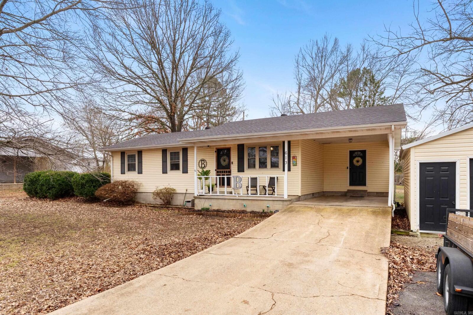 Property Photo:  613 Vine Street  AR 72635 