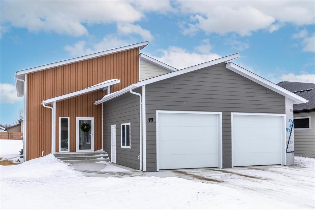 Property Photo:  97 Norwood Bay  MB R5G 0Y7 