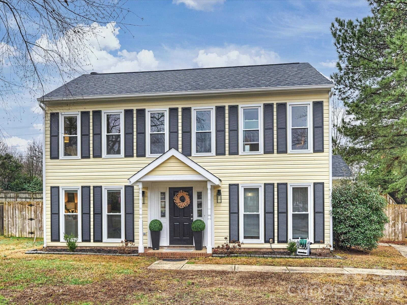 Property Photo:  10233 Fairway Ridge Road  NC 28277 