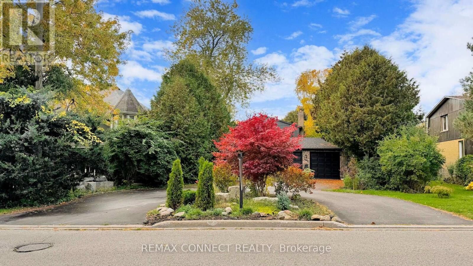 Property Photo:  1406 Old Forest Road  ON L1V 1N7 