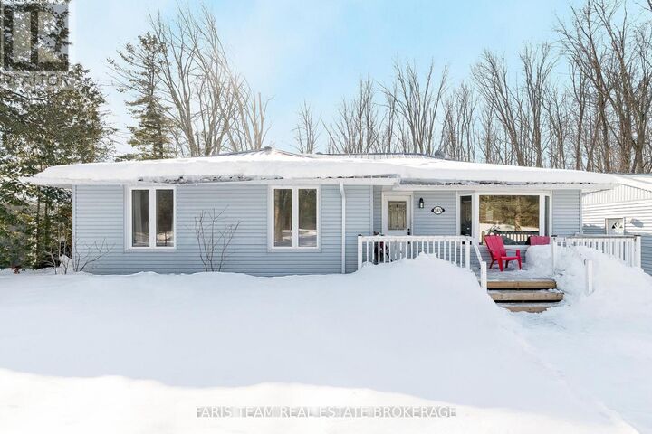 Property Photo: 26832 Park Road ON L0E 1R0