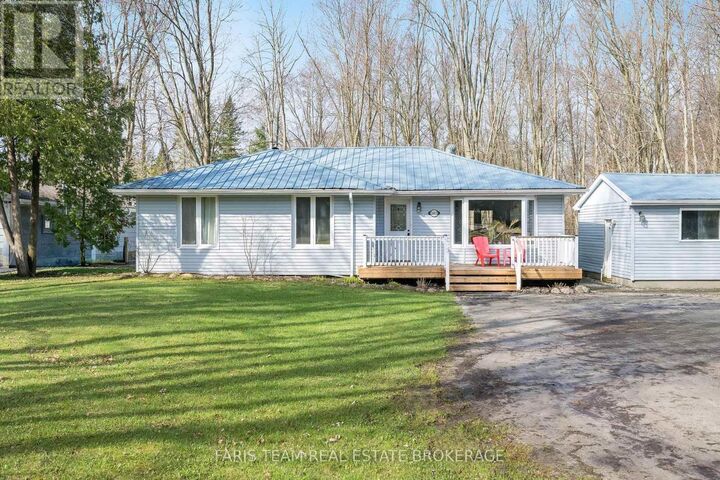 Property Photo:  26832 Park Road  ON L0E 1R0 