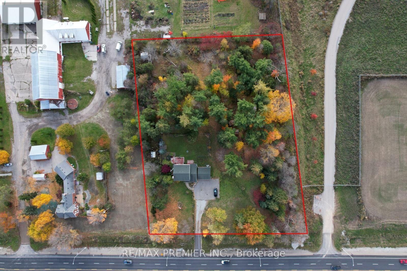 Property Photo:  9190 Trafalgar Road  ON L7G 4S5 