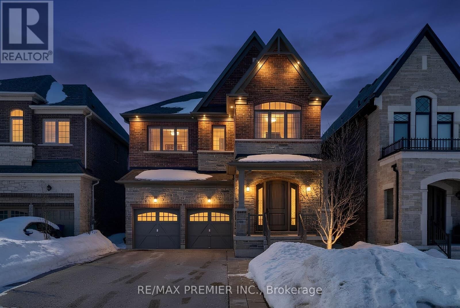 Property Photo:  14 King Boulevard  ON L7B 0P4 