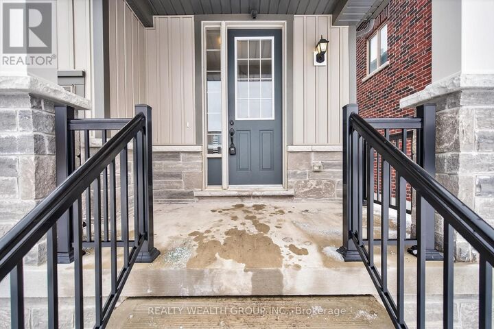 Property Photo:  803 Griffin Trail  ON K9K 0J1 